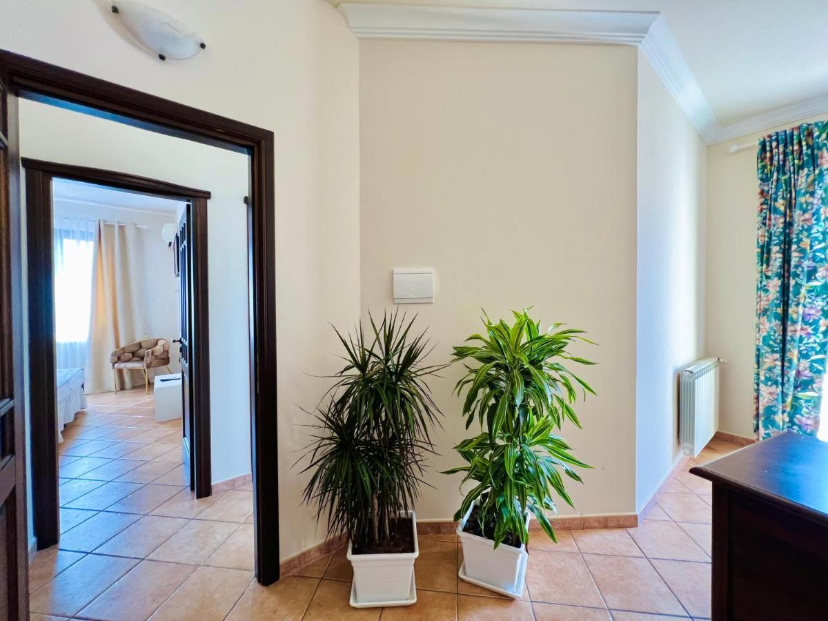 Hotel Casa Aieddu Terrasini Esterno foto