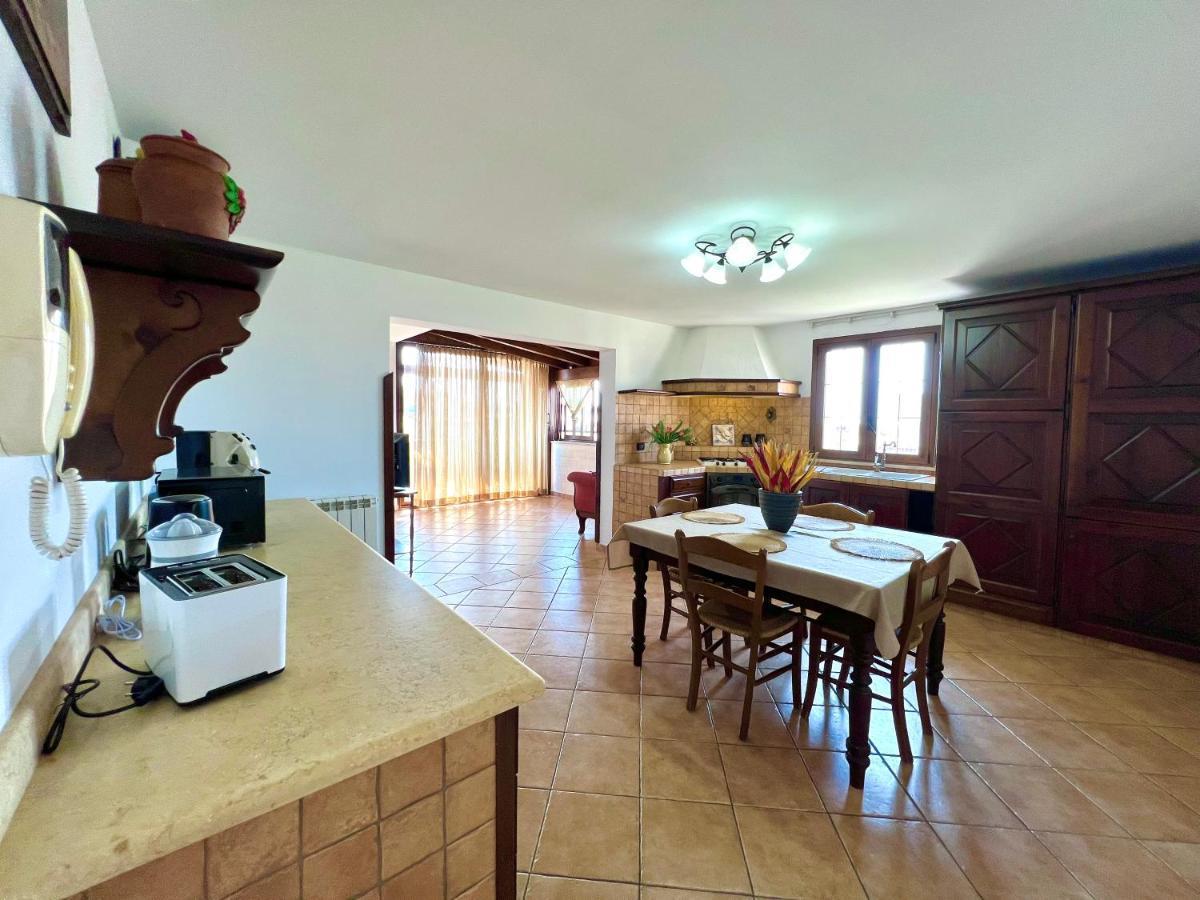 Hotel Casa Aieddu Terrasini Esterno foto