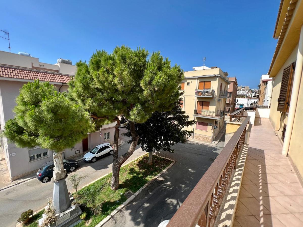Hotel Casa Aieddu Terrasini Esterno foto
